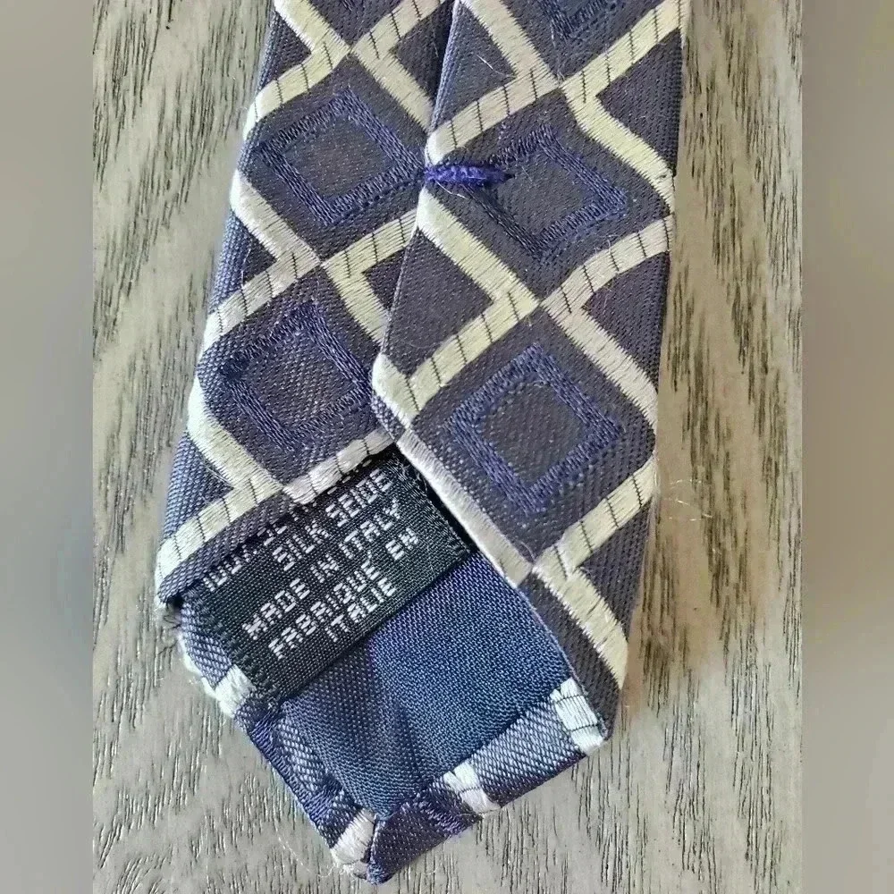 Canali 100% Navy, blue/ grey and cream silk tie. Made in  Italy. - Picture 5 of 5